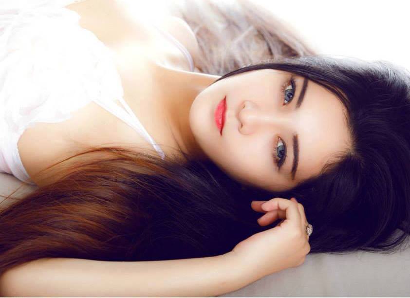 Ảnh Gái Đẹp Cởi Truồng Biểu Tượng Phong Cách Trẻ Trung Và Cuốn Hút